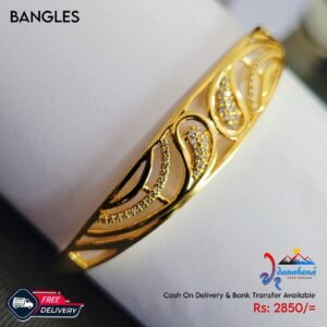 •	High Quality Gold Pleted Lock Bangles For Ladies,