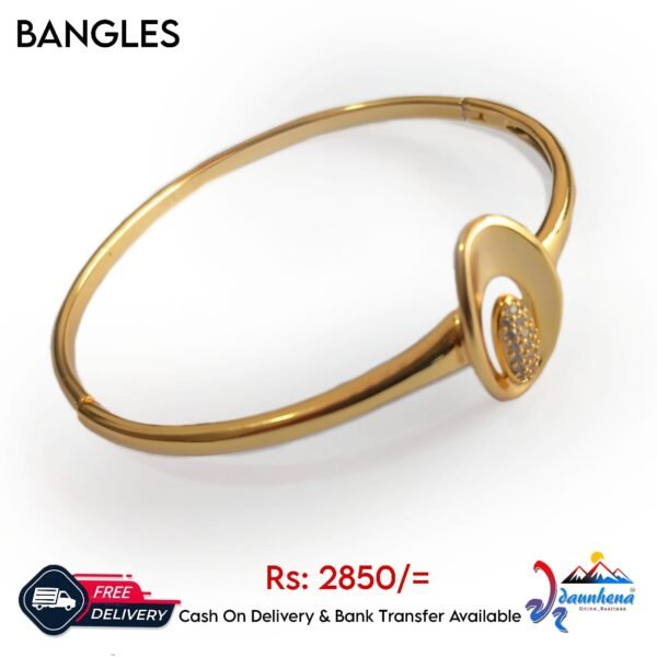•	High Quality Gold Pleted Lock Bangles For Ladies,